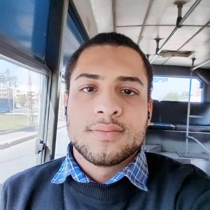 الصورة الشخصية لأبـا غــيــث